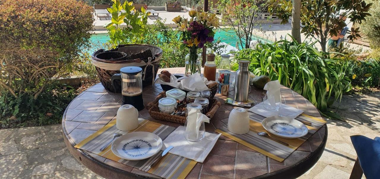 Mon Coin De Provence Petit-Dejeuner Offert Roquevaire Exterior foto